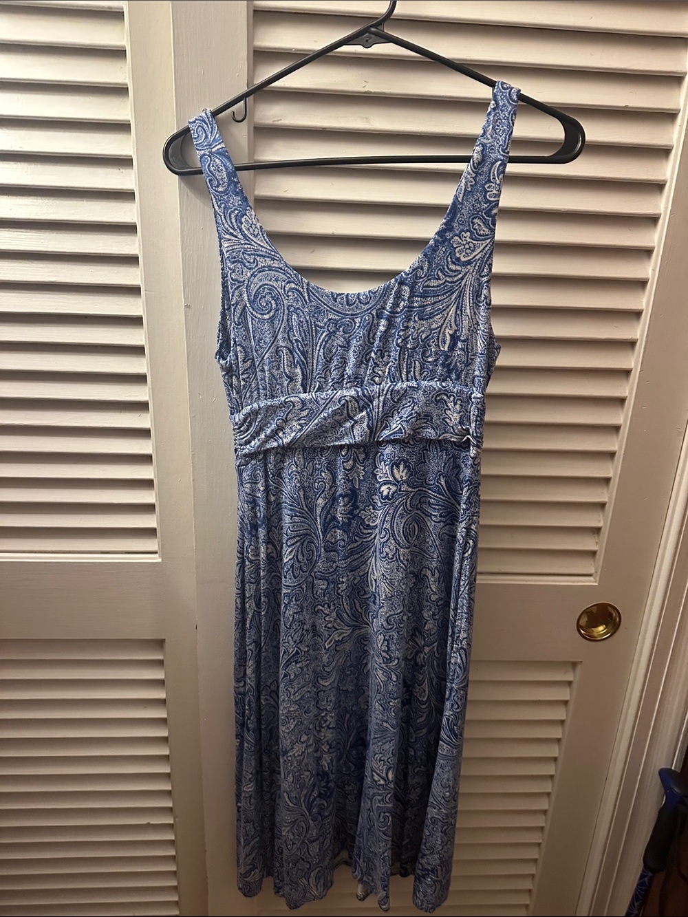 Blue Paisley Sleeveless Women’s Dress with pockets